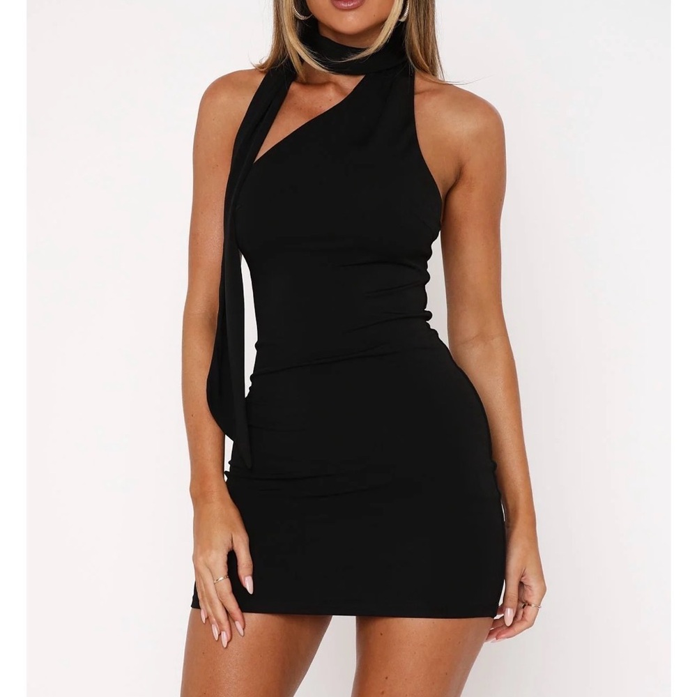 White Fox 
Brooklyn Babyzz Mini Dress Black